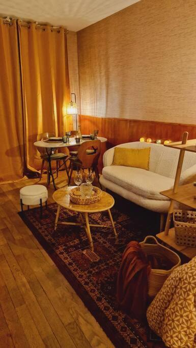 Studio 2 Pers Aux Inspirations 60S Chalon-sur-Saône Exterior foto